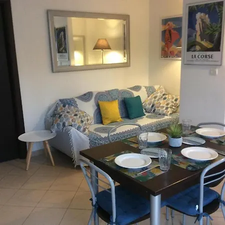 June Palasca (Corsica)