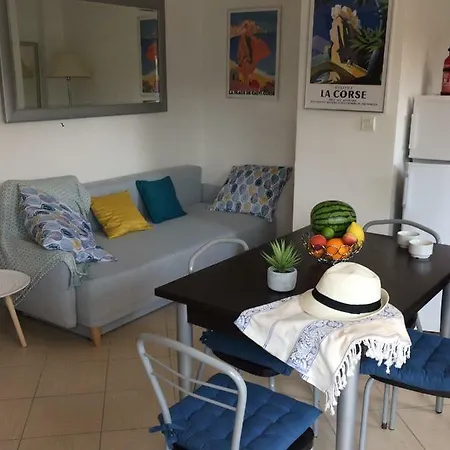 Apartment June *